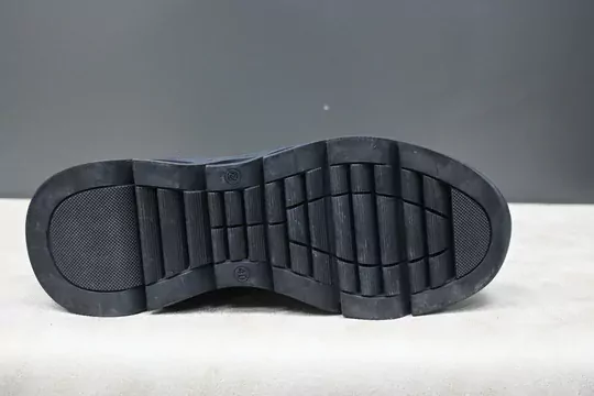 Erkek Kaymaz Taban Deri Fermuarlı Bağcıklı Bot