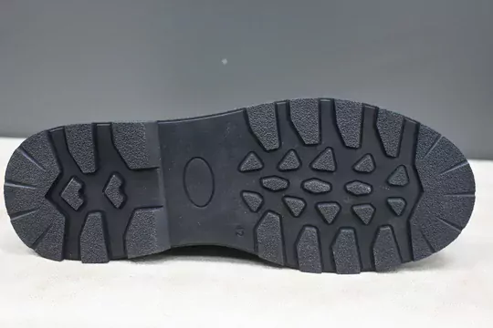 Erkek Deri Kaymaz Taban İçi Kürklü Fermuarlı Bot