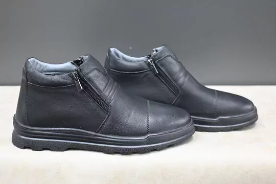 Erkek Deri Kaymaz Taban İçi Kürklü Fermuarlı Bot