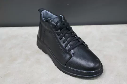 Erkek Deri Kaymaz Taban İçi Kürklü Fermuarlı Bağcıklı Kısa Bot