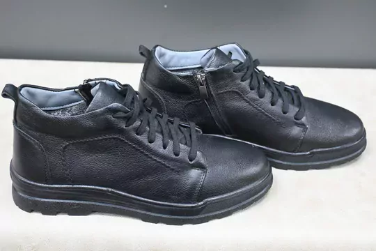 Erkek Deri Kaymaz Taban İçi Kürklü Fermuarlı Bağcıklı Kısa Bot