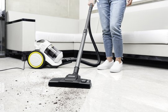 Karcher Vc 3 700 W  Toz Torbasız Supurge -11980530