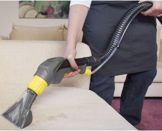 Karcher Puzzı 10/1 Halı Yıkama Makınesı