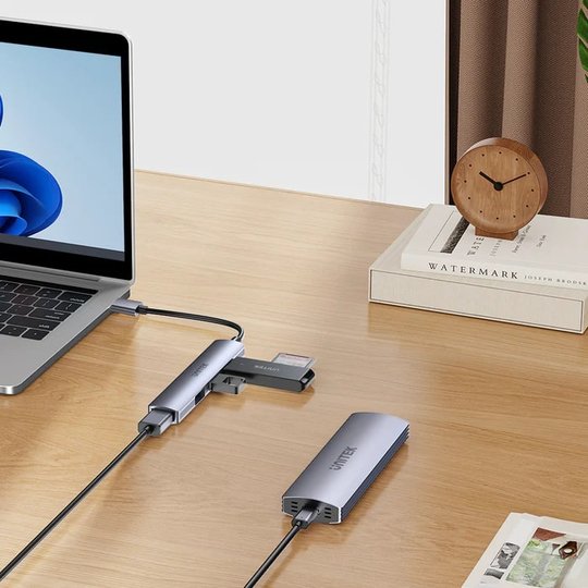 Unıtek Type-A To 4 Port Usb (Usb3.0+Usb2.0) H1208A