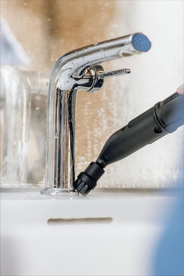 Karcher Sc 4 Easyfıx Buharlı Temızleme Mak. Beyaz