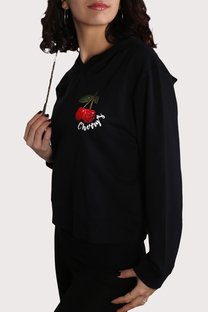 Kadın Siyah Kapüşonlu Kiraz Desenli Taşlı  Sweatshirt