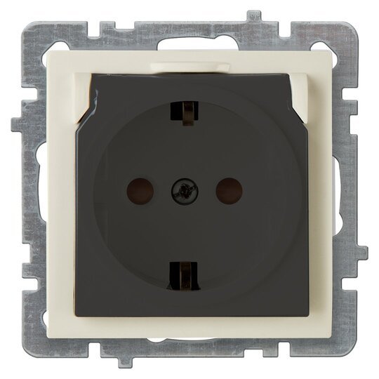 Kapaklı Çocuk Korumalı  Topraklı Priz