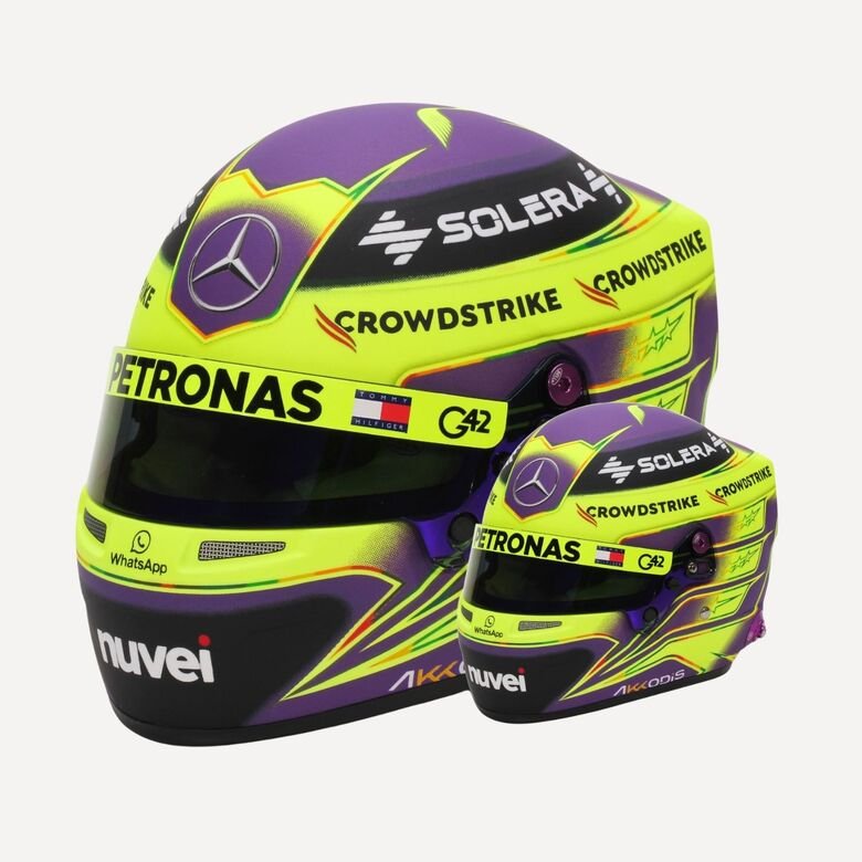 Lewis Hamilton 2024 Kask