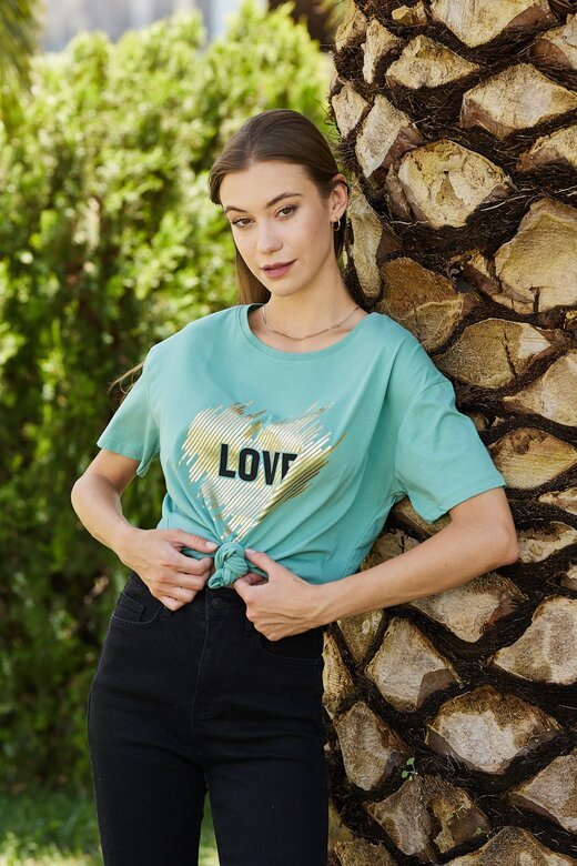 Pachie Önü Kalpli Love Yazı Baskılı Yaşil shirt (PC0069)