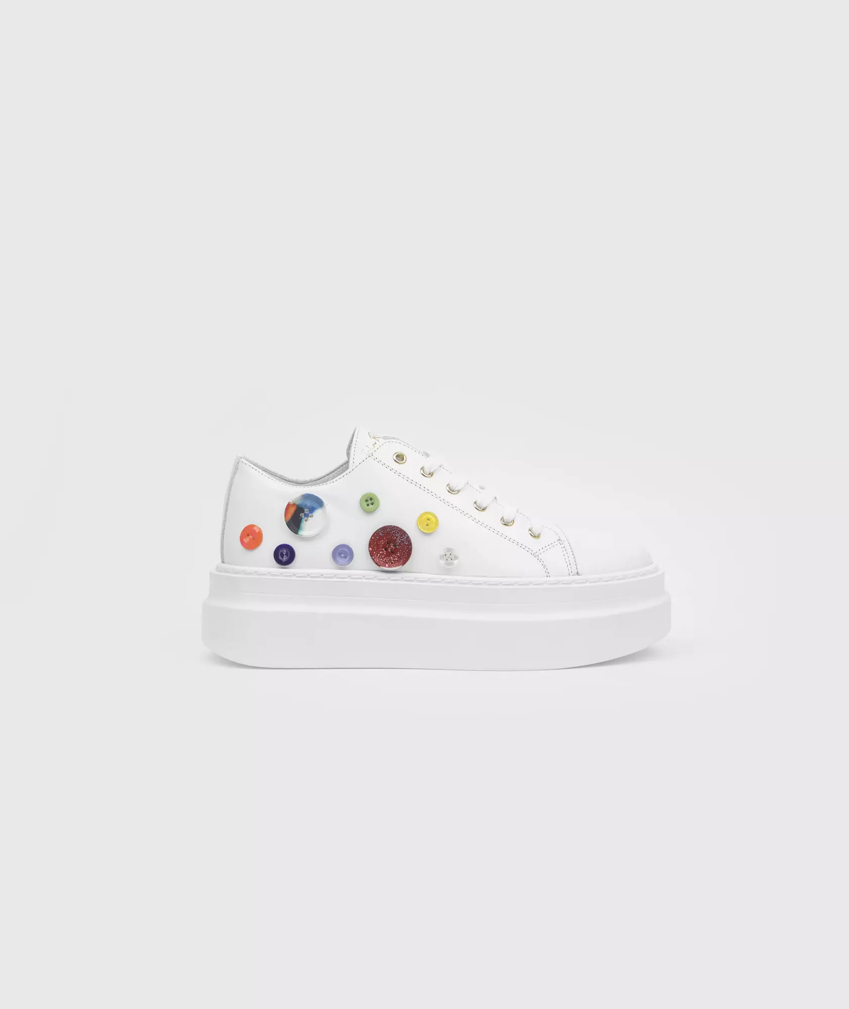 Comfortable Sports Shoes White