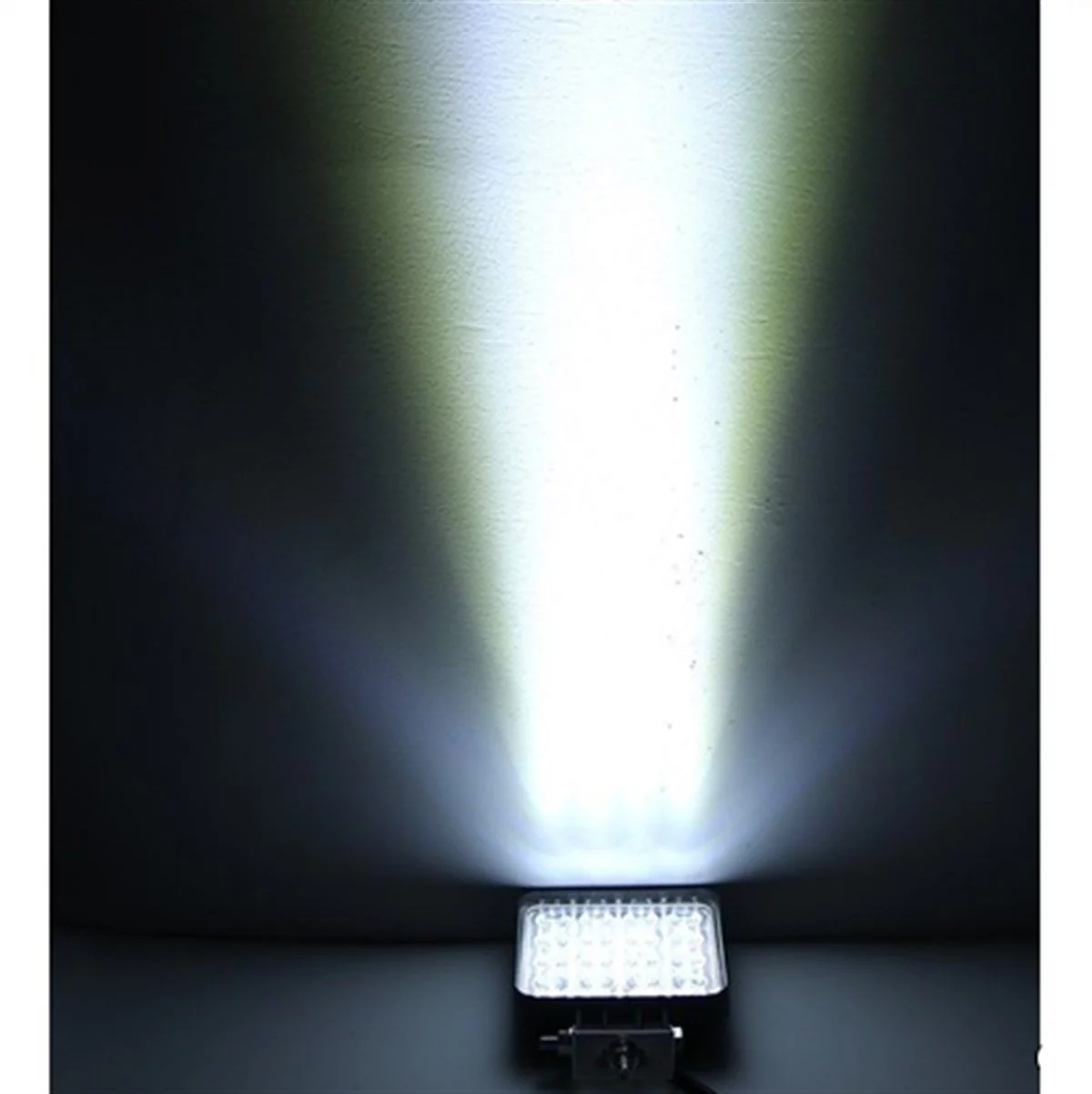 16 LED Kare Çalışma Lambası 12-24V 48W Off Road Traktör İş Makinesi Tekne