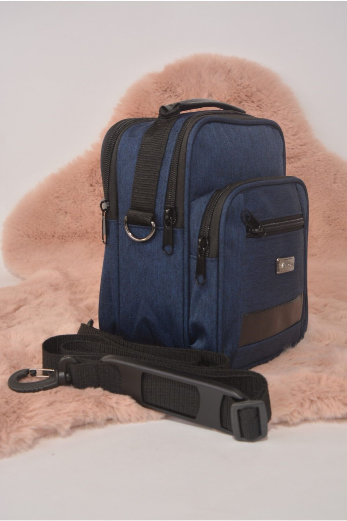 Hardcase Eçs Orta Boy Kumaş Askılı El Ve Omuz Çantası