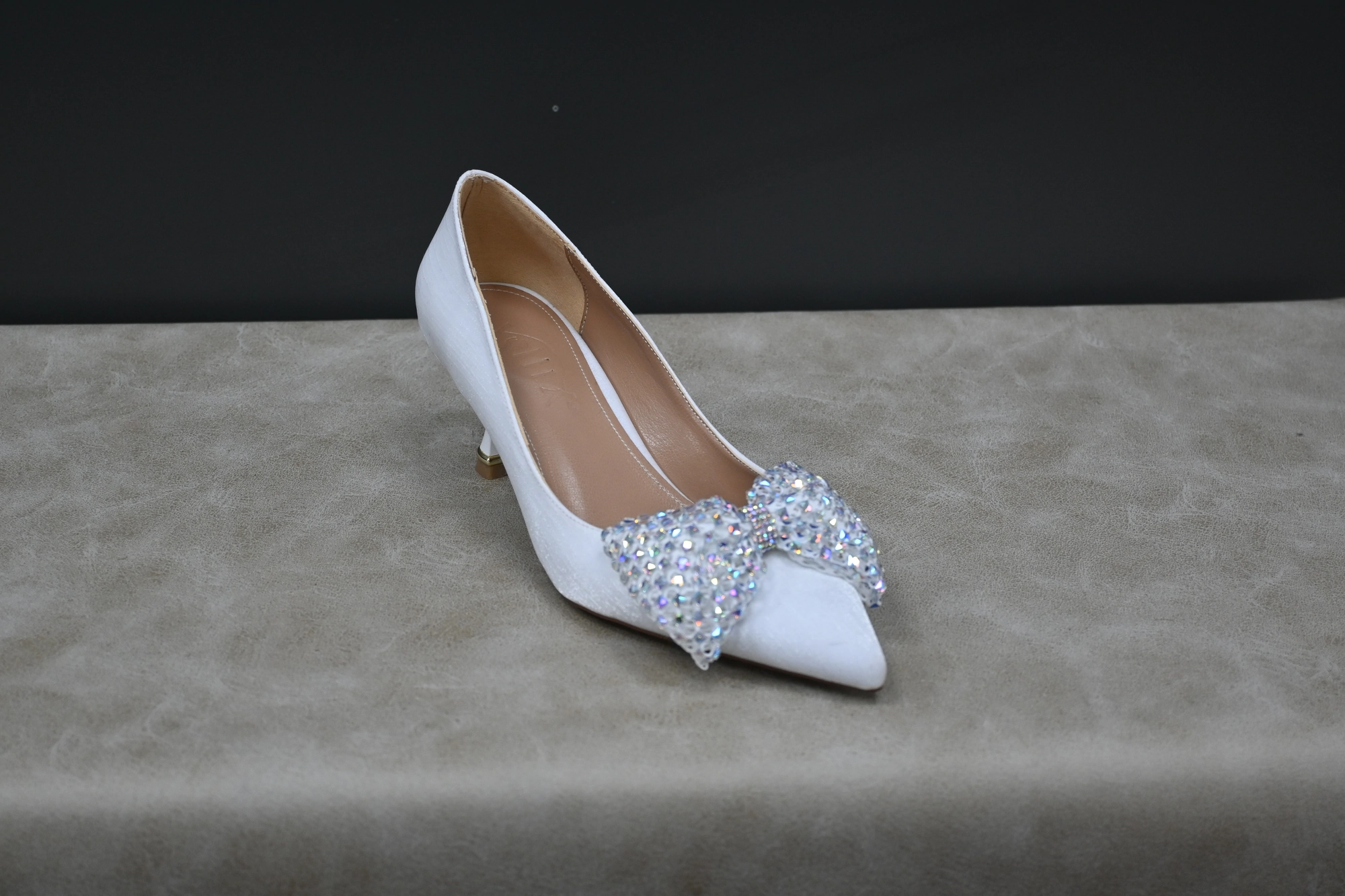 Kadın Fiyonklu Taşlı Stiletto