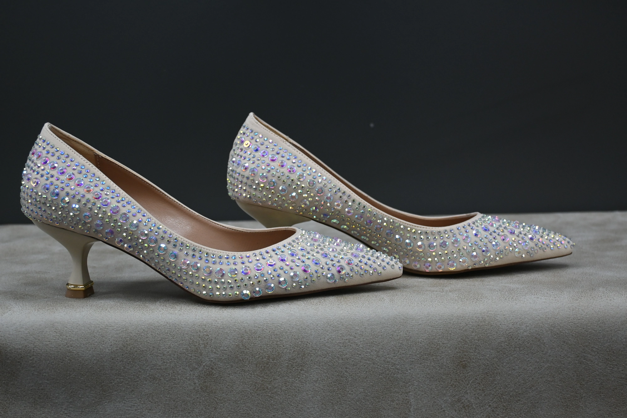 Kadın Renkli Taşlı Stiletto