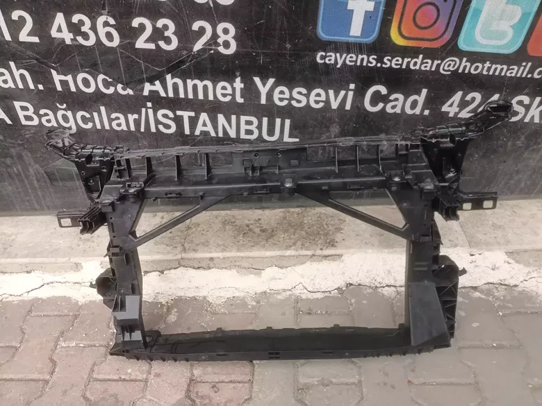 Audi A3 2013-20 Ön Panel Sıfır Yns 8V0805588