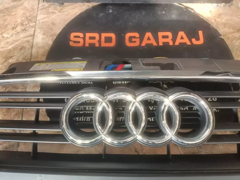 Audi A3 2017-20 Panjur Çıkma Orj 8V3853651AA