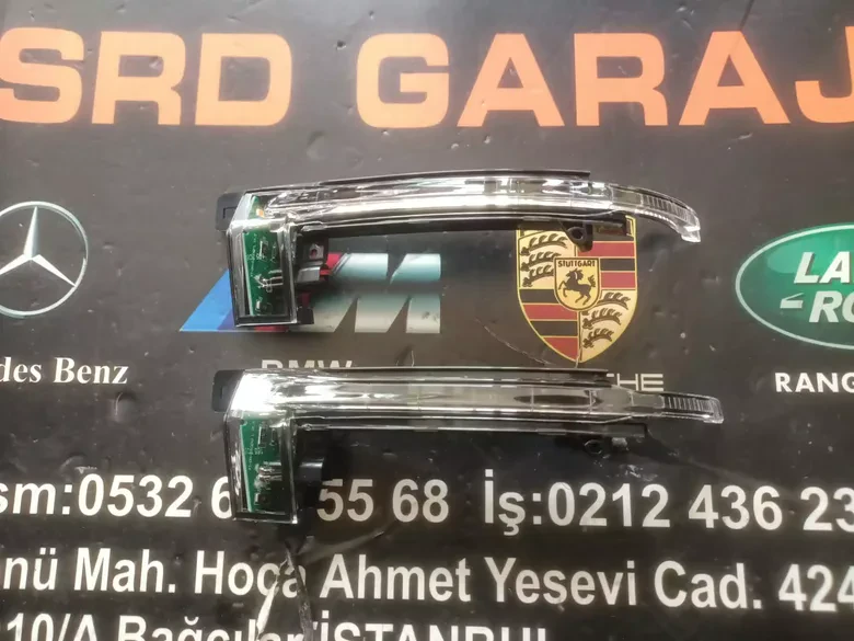 Audi A4 2008-16 Q3 2012- Sağ Ayna Sinyali Sıfır Yns 8K0949102