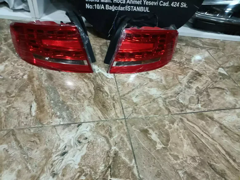 Audi A4 LED Stop 8K5945096B-095B