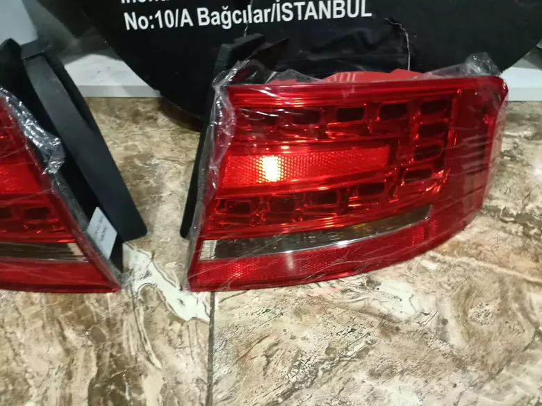 Audi A4 LED Stop 8K5945096B-095B