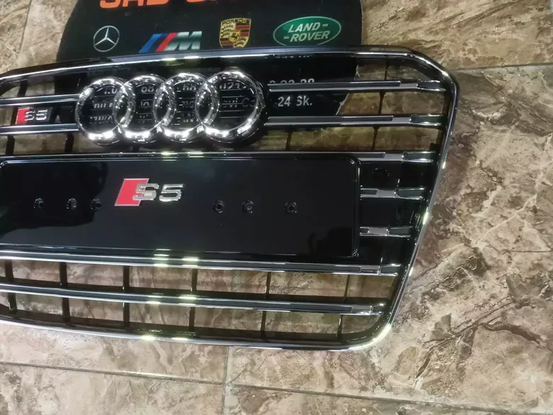 Audi A5 2012-15 S5 Panjur Krom Siyah Sıfır