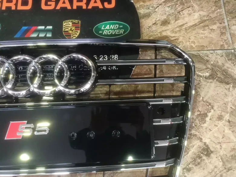 Audi A5 2012-15 S5 Panjur Krom Siyah Sıfır