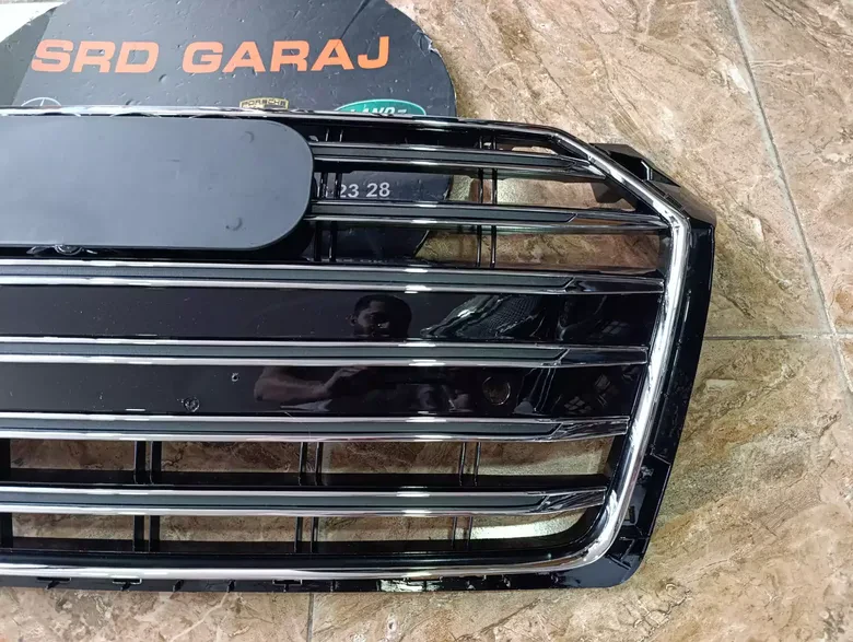Audi A5 2016-19 S5 Krom Siyah Panjur
