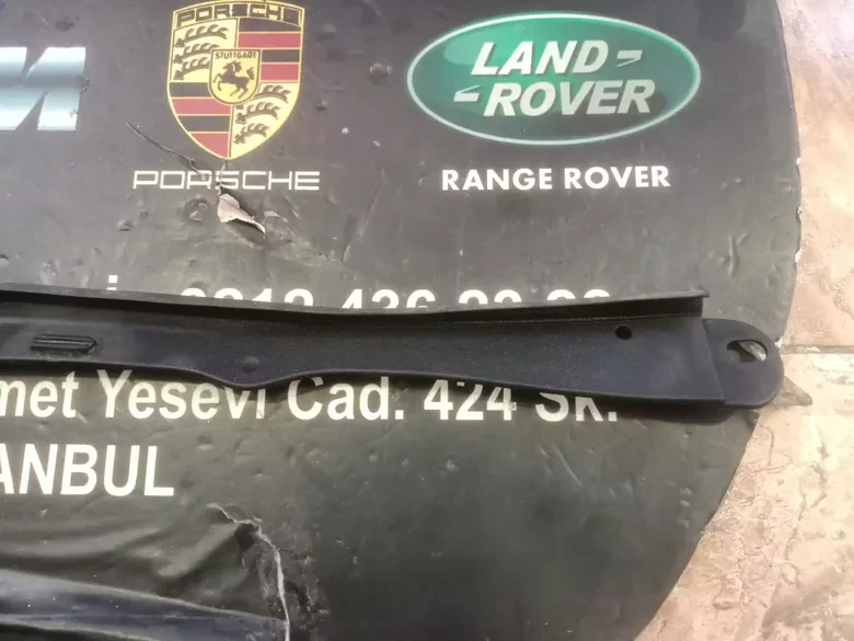 Audi A5 2019- Kaput Fitili 8W6823126