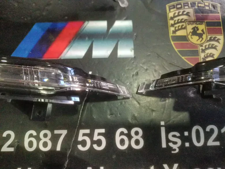 Audi A6 2012 2018 Sağ Sol Ayna Sinyali 4G5949101B 4G5949102B