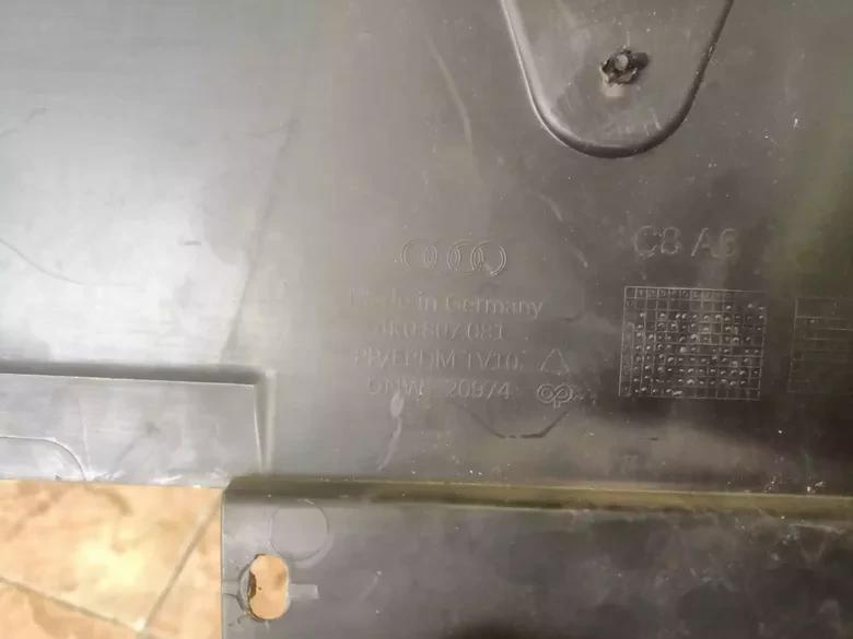 Audi A6 2019-25 Panel Üst Kaplaması Çıkma Orj 4K0807081