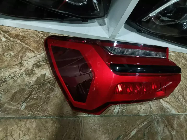 Audi A6 Sol LED Stop Orjinal Hatasiz 4K5945069