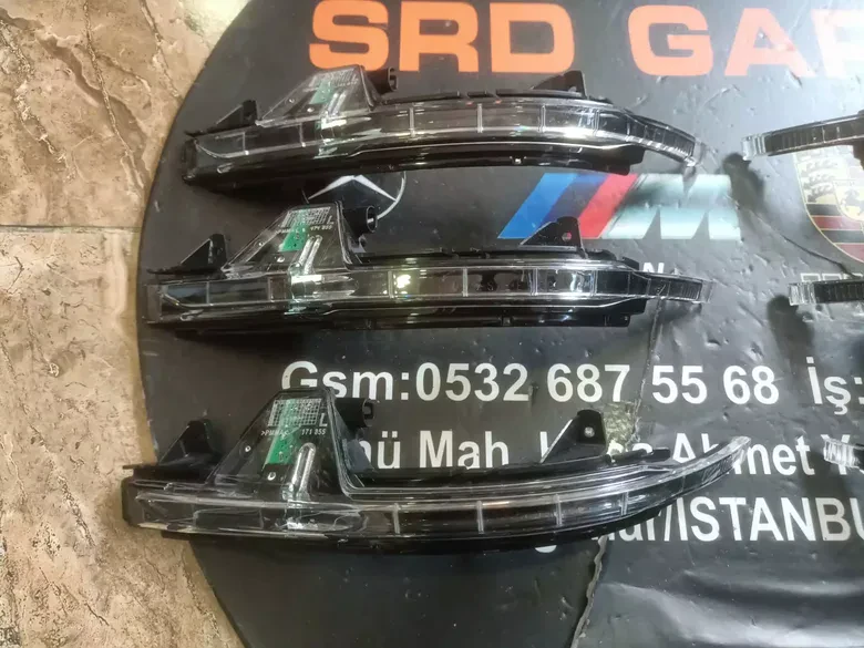 Audi A7 2011- Sağ Sol Ayna Sinyali 4G8949102 4G8949101