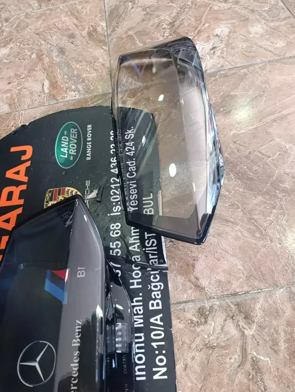 Audi Q2 2020-22 Sağ Sol Far Camı