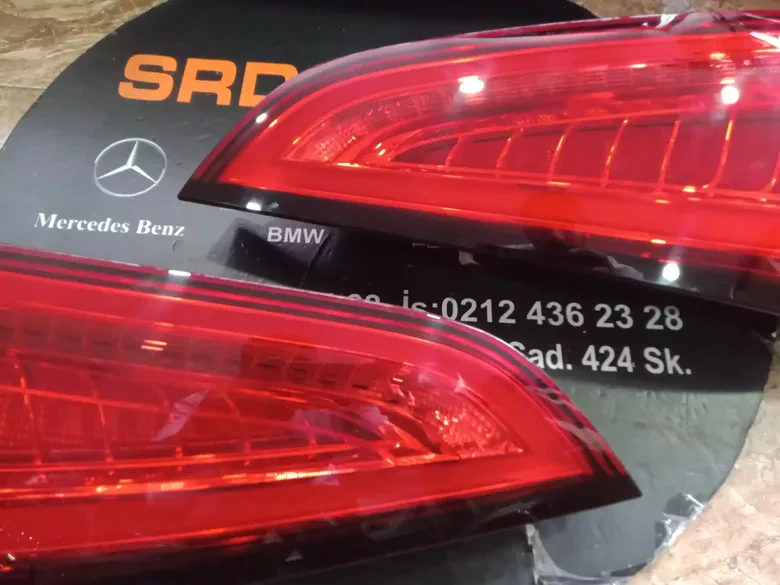 Audi Q5 2012-2017 Sağ Stop 8R0945094C
