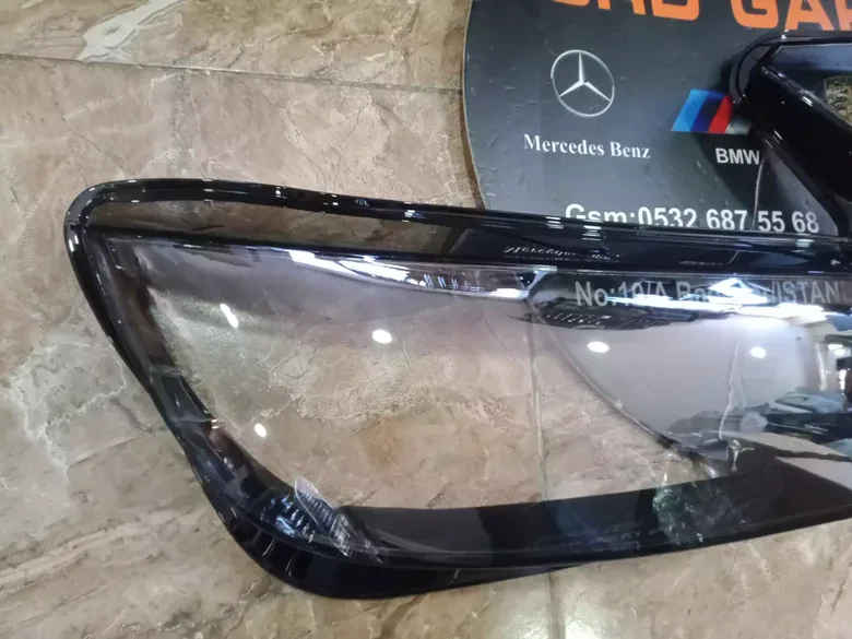 Audi Q5 2021- Sağ Sol Far Camı