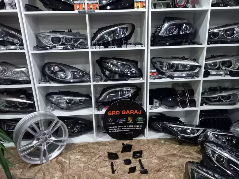 Audi Q8 Far Yıkama Kapağı 4M8 807 754 -753