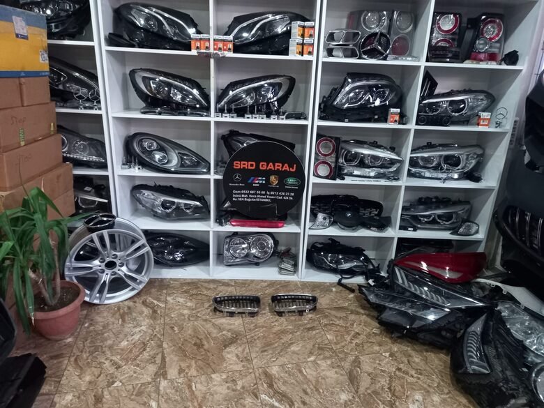 BMW 1 Serisi E81 E82 E87 E88 Ön Panjur Orjinal 7179656