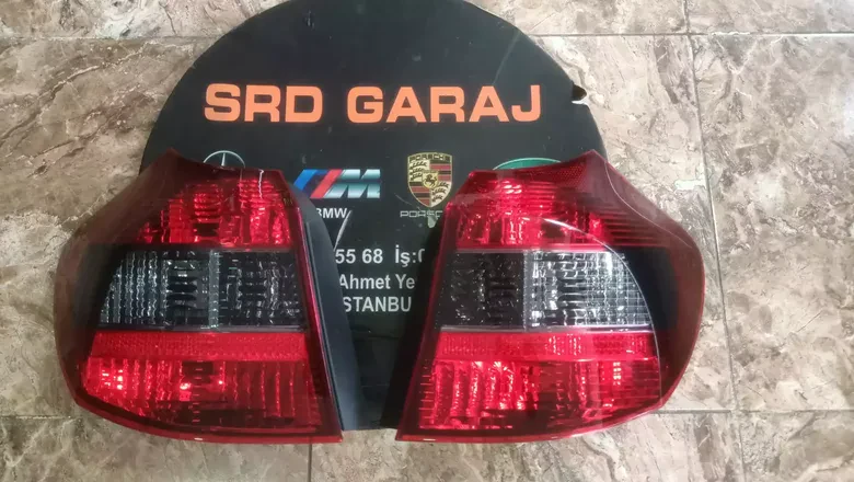 BMW 1 Serisi E87 2004-07 Sağ Sol Füme Stop 0397035 0397034
