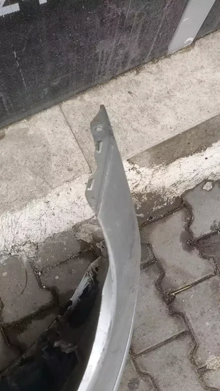 BMW 1 Serisi E87 LCI Çıkma Orj Ön Tampon 7166462