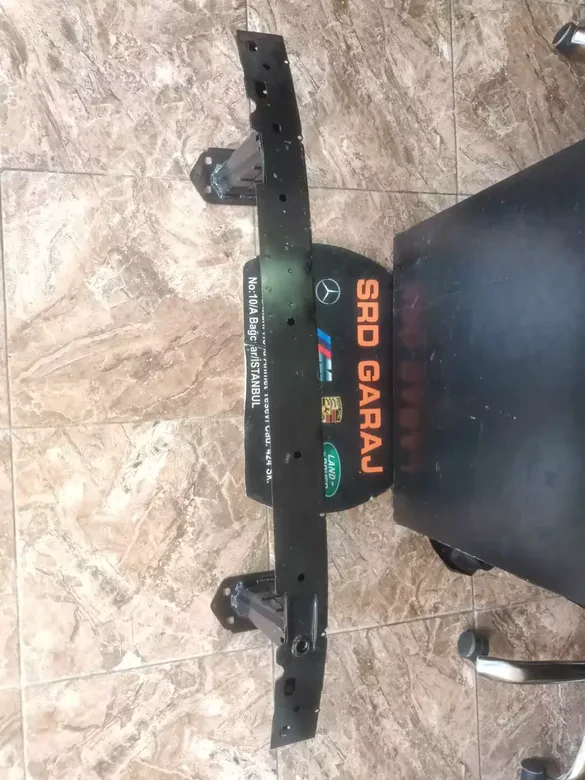 BMW 1 Serisi E87 Ön Tampon Demiri 7058450
