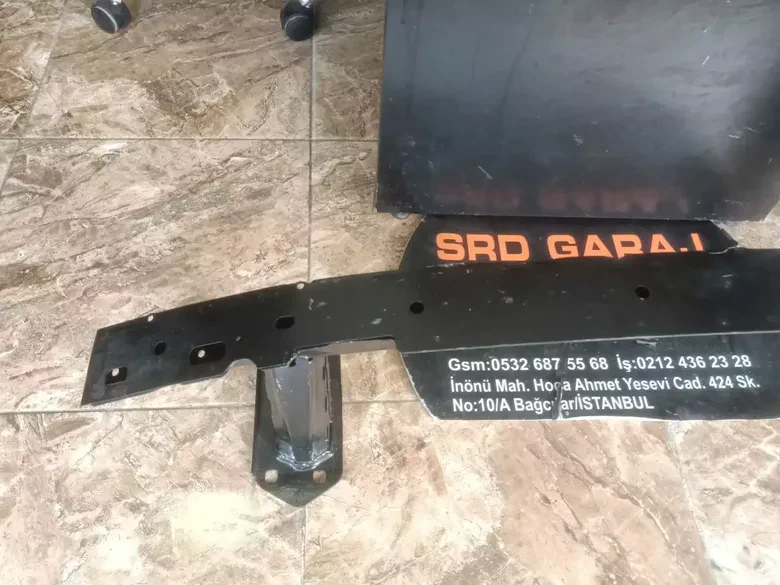 BMW 1 Serisi E87 Ön Tampon Demiri 7058450