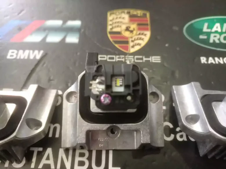 BMW 1 Serisi F20 Far LED Angel Modülü 7296905