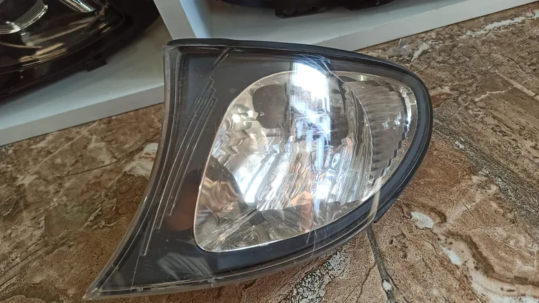 BMW 3 Serisi E46 Sağ Sol Sinyal