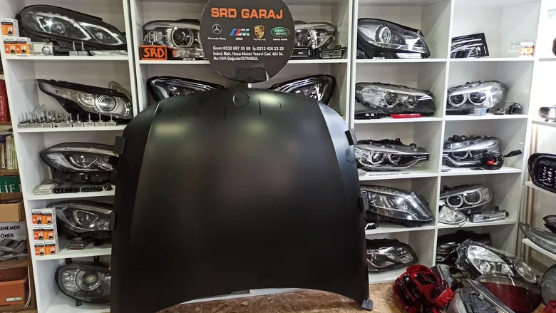 BMW 3 Serisi E90 Ön Kaput