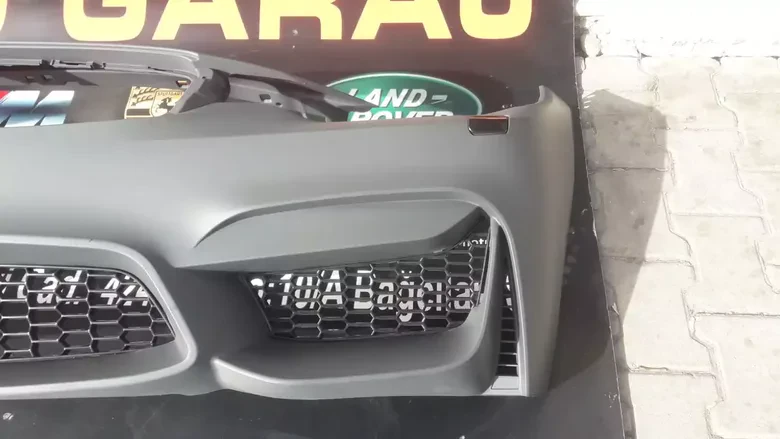 BMW 4 Serisi F32 M4 Ön Tampon Dolu