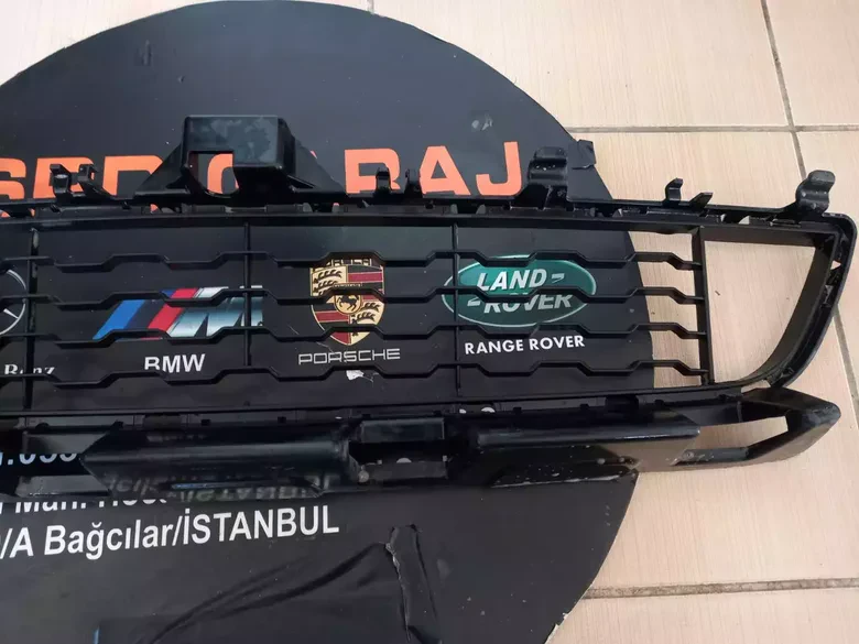 BMW 4 Serisi F32 Ön Tampon Braketi 8054503