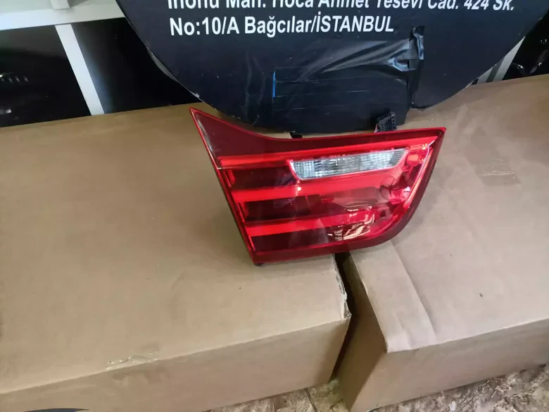BMW 4 Serisi F32 Sol Bagaj Stopu 7296101