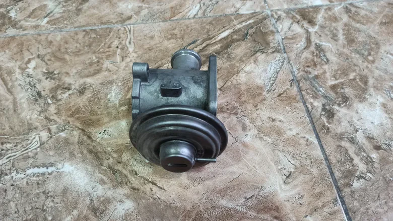 BMW 5 Serisi E60 Egr Valfi 7804380