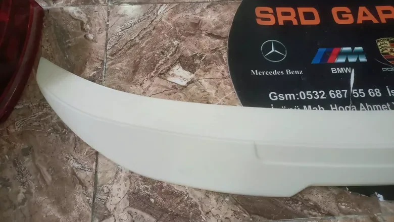 BMW 5 Serisi F10 Bagaj Spoileri