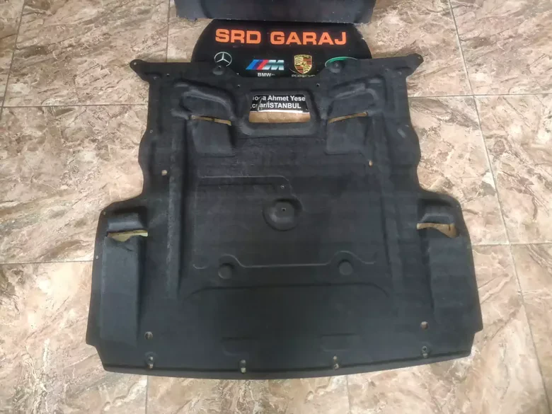 BMW 5 Serisi F10 Motor Alt Muhafaza Keçe Sıfır 7267536