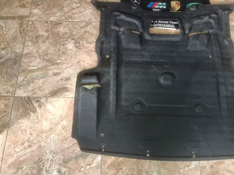 BMW 5 Serisi F10 Motor Alt Muhafaza Keçe Sıfır 7267536